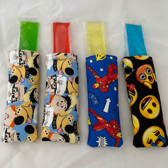 Kids Ice Pop Holders with Fun Prints - Picture 1 of 4